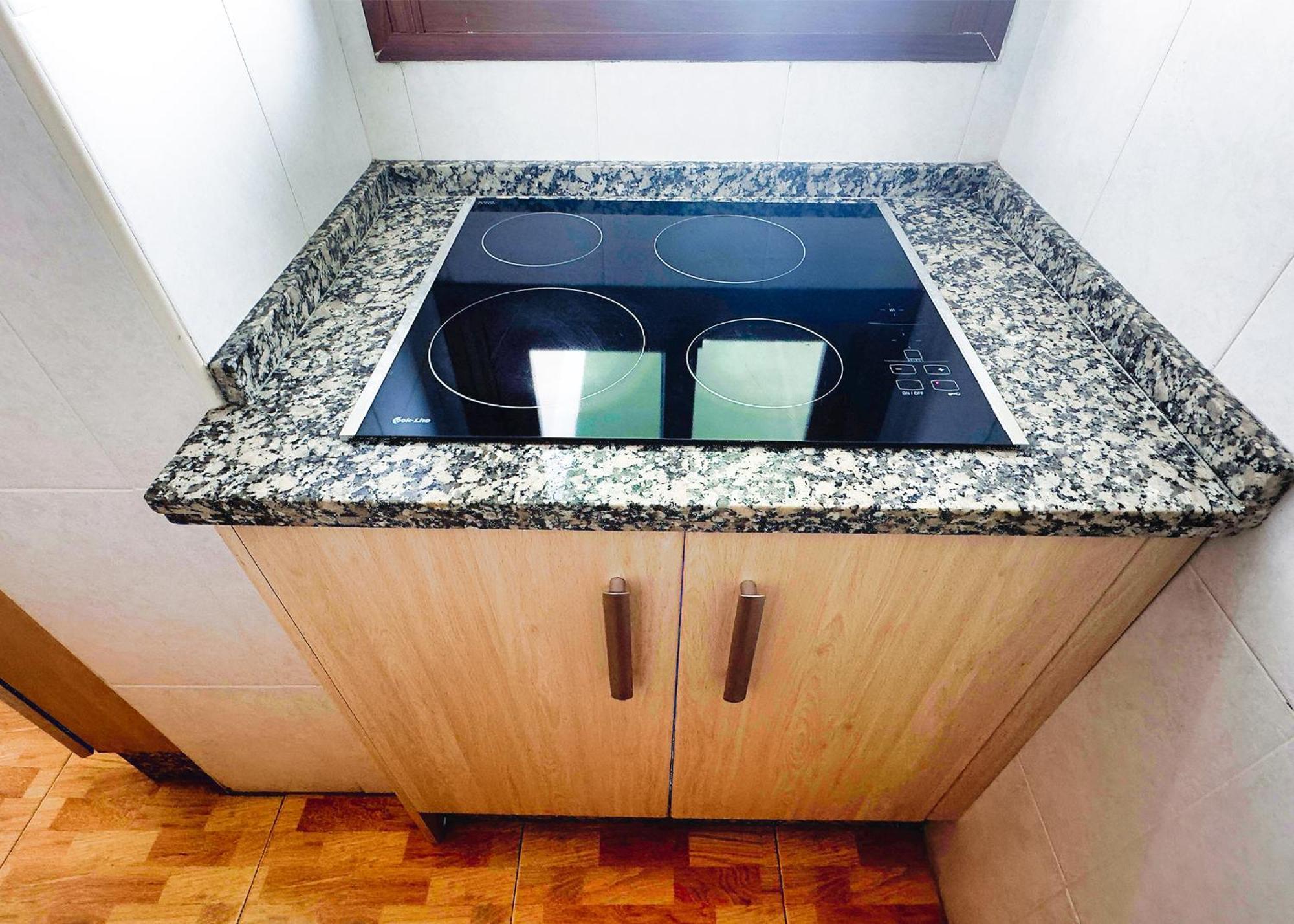 Mediterraneo 1007 Fabulous One Bedroom With Sea View Apartment *